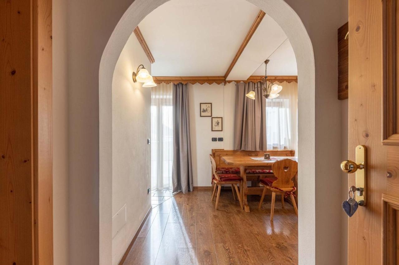 Residence Adler サン・マルティーノ・ディ・カストロッツァ エクステリア 写真